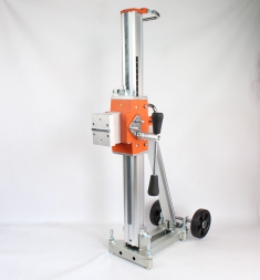 Станина для алмазного бурения DEKOLA DE20